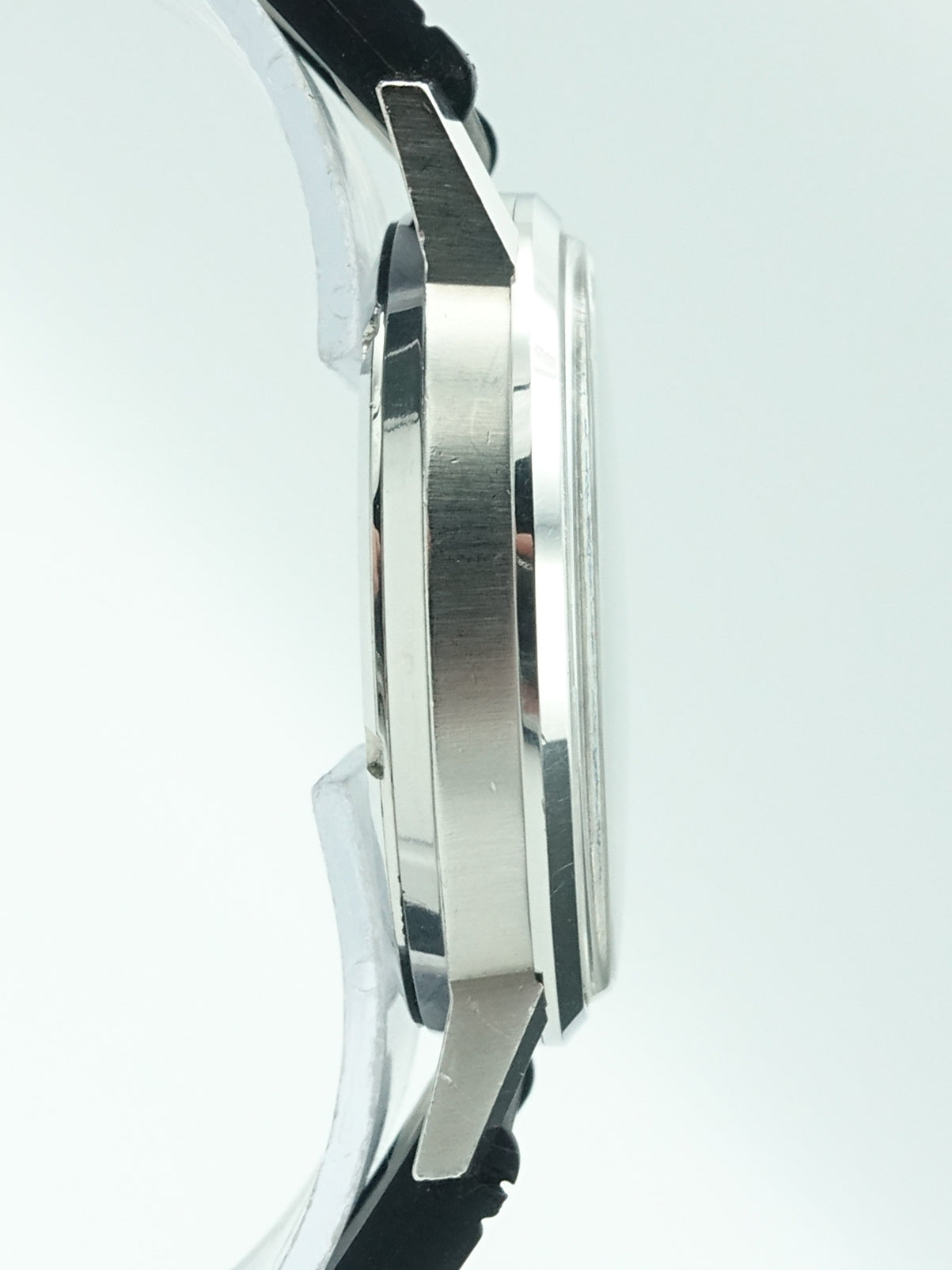 Omega Seamaster Quartz Ref. 196.0113