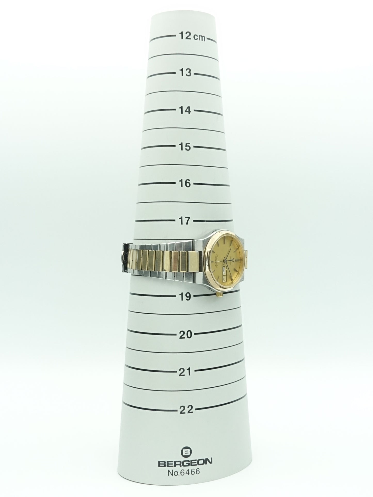 Omega Seamaster Quartz Ref. 196.0131