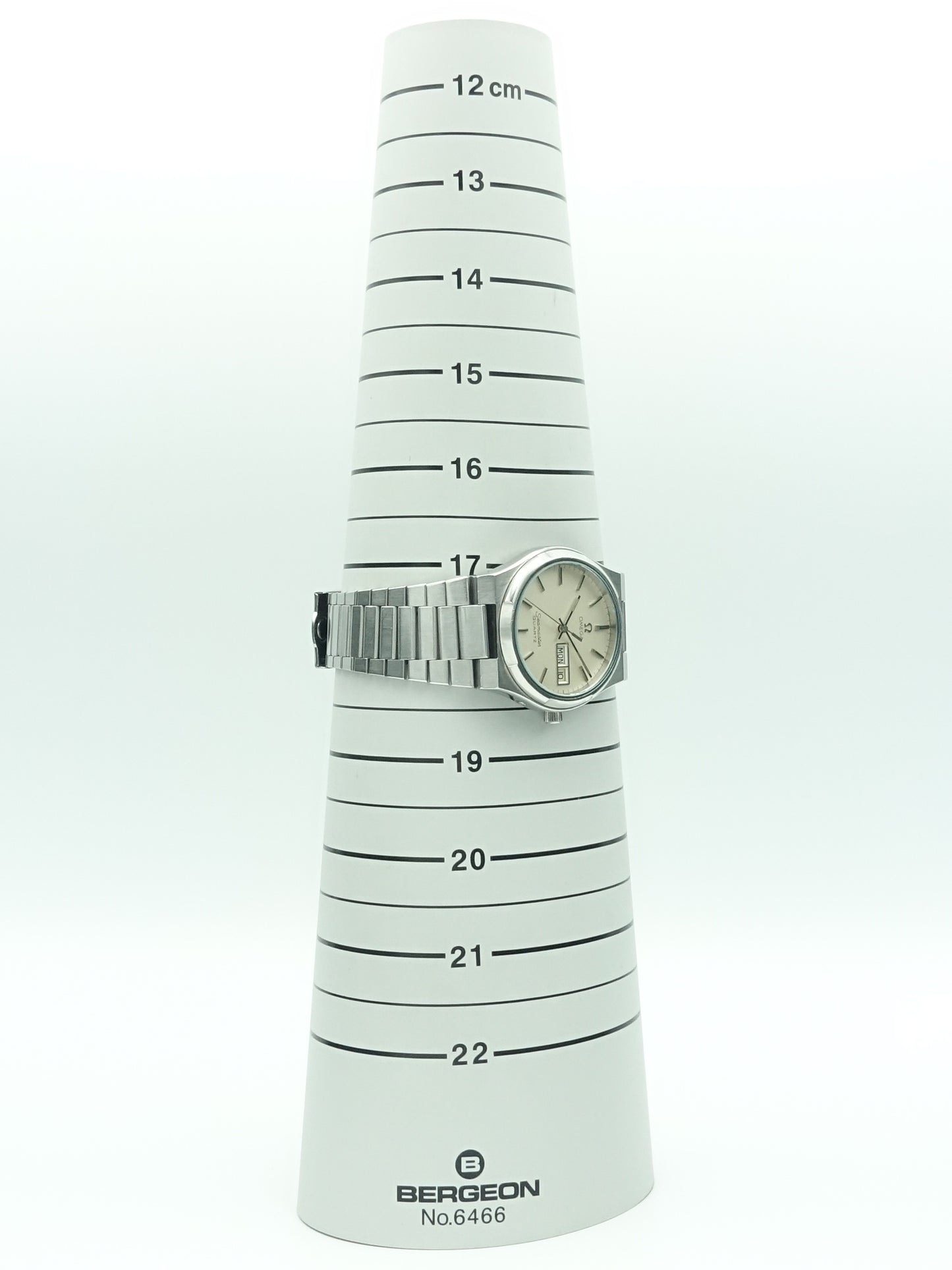 Omega Seamaster Quartz Ref. 196.0131