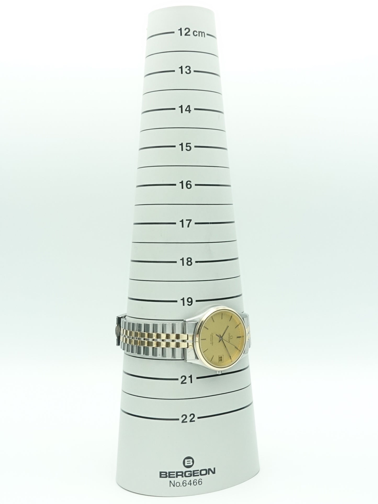 Omega Seamaster Quartz Ref. 196.0216