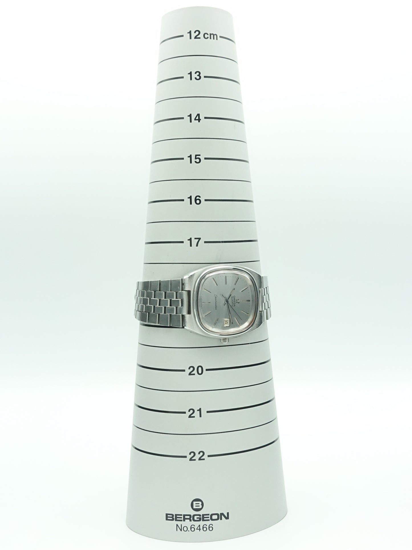 1977 Omega Seamaster Quartz Ref. 196.0085