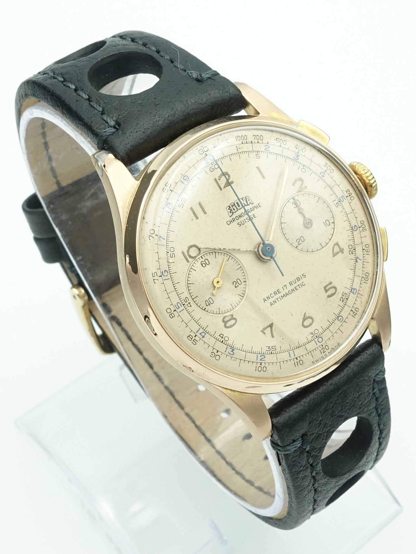 Egona Chronographe Suisse 18k Gold