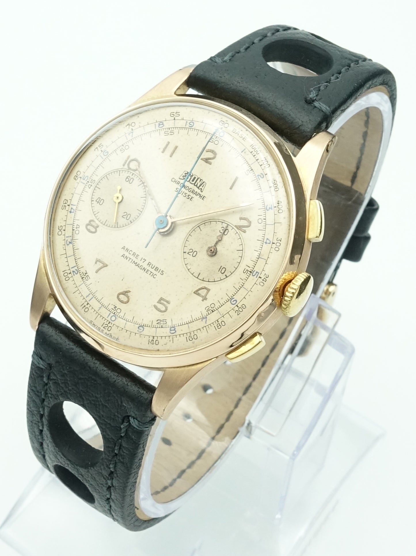 Egona Chronographe Suisse 18k Gold