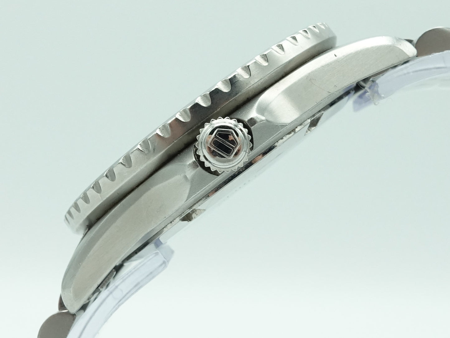Tag Heuer 1000 Ref. 989.113N
