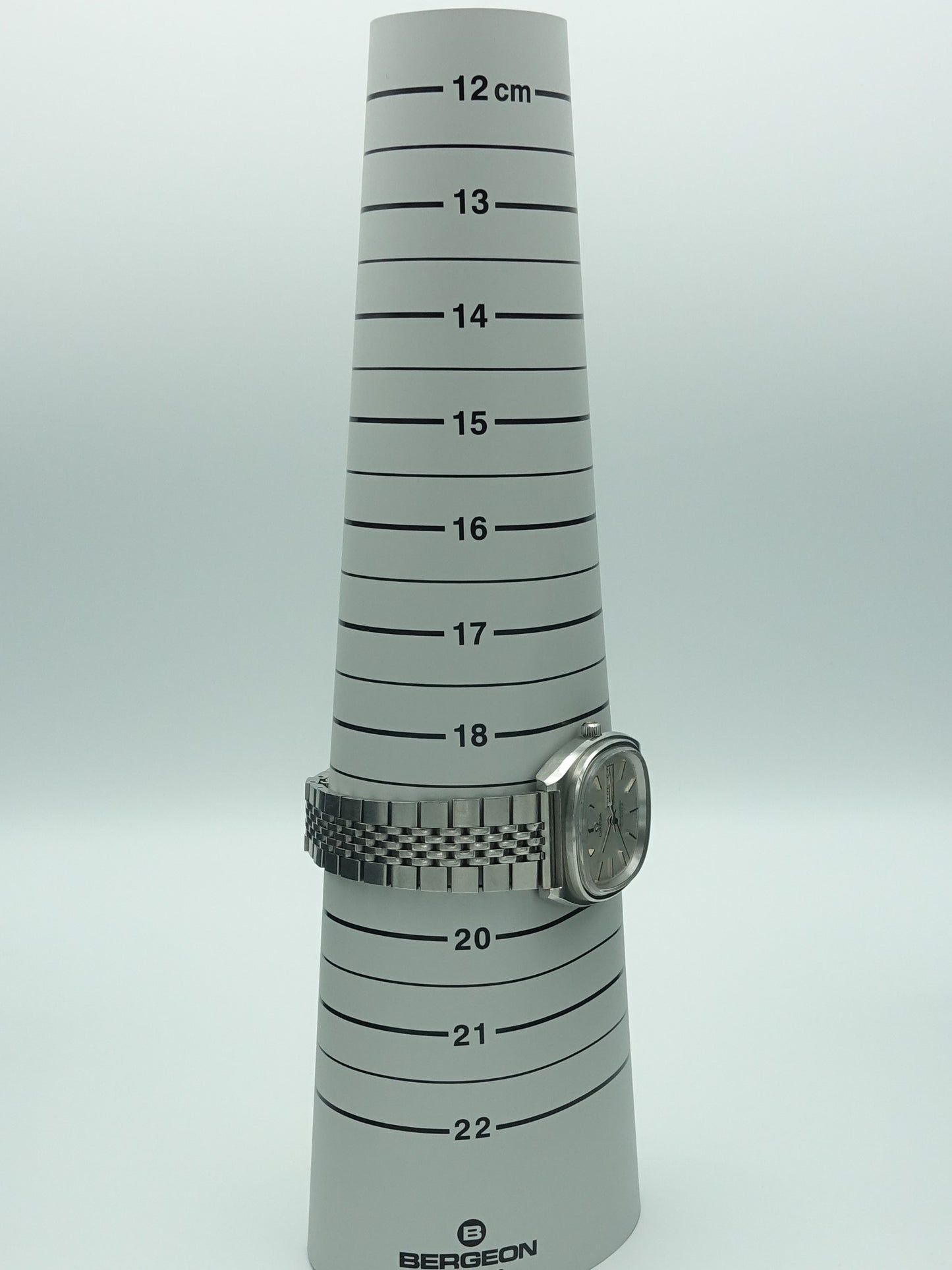 Omega Seamaster Quartz Ref. 196.0082