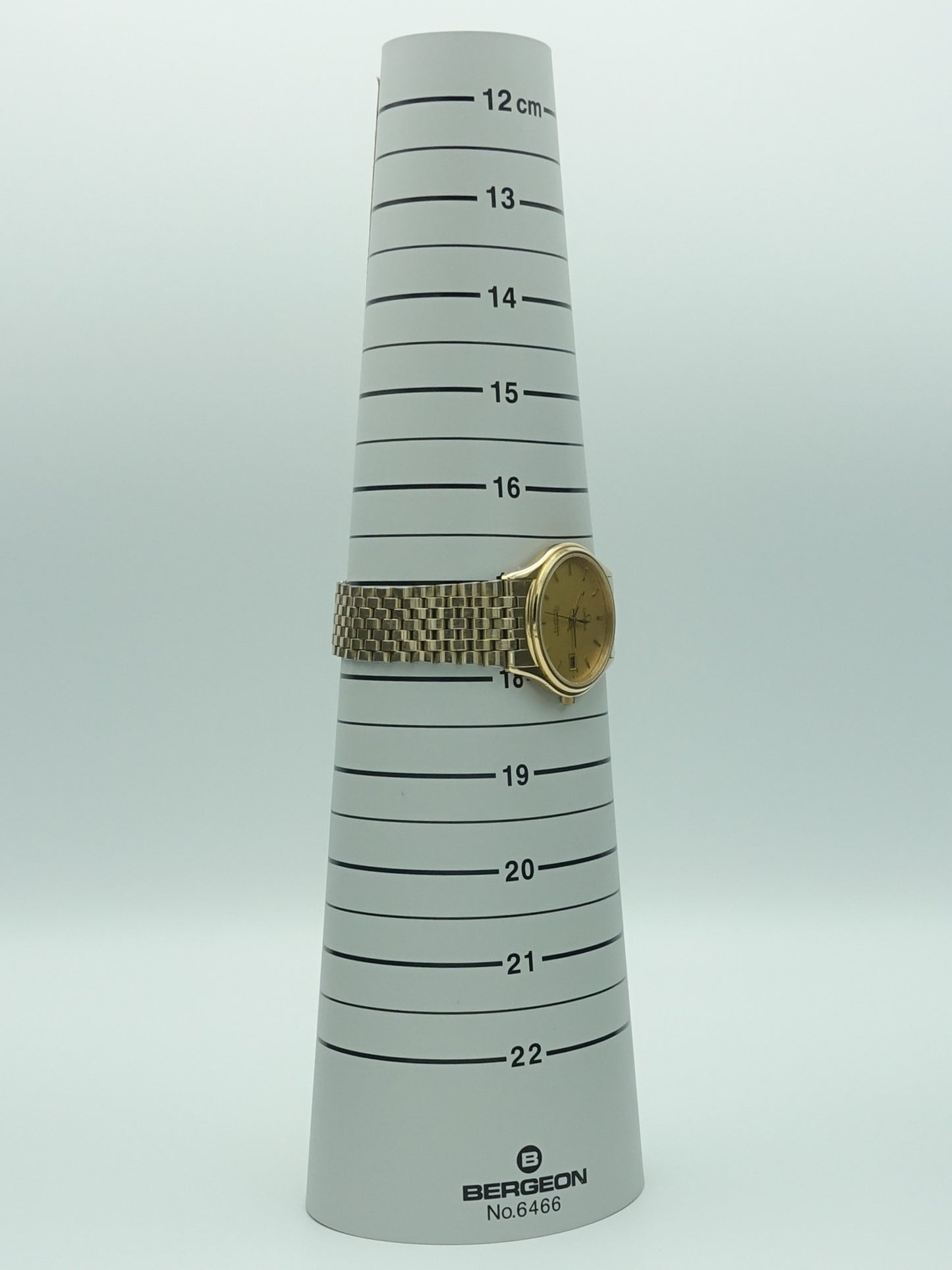 Omega Seamaster Quartz Ref. 196.0251