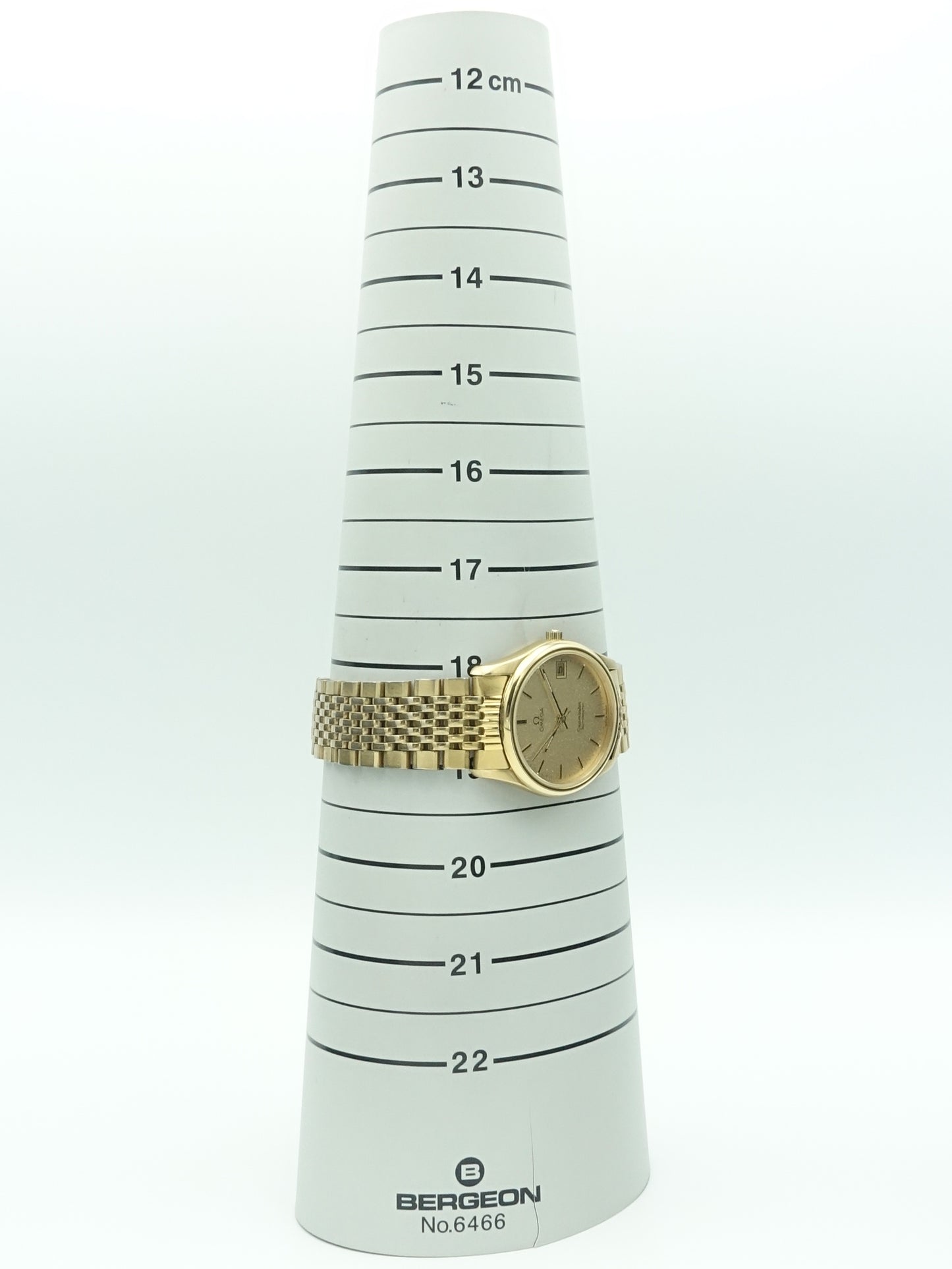 1982 Omega Seamaster Ref. 166.0281