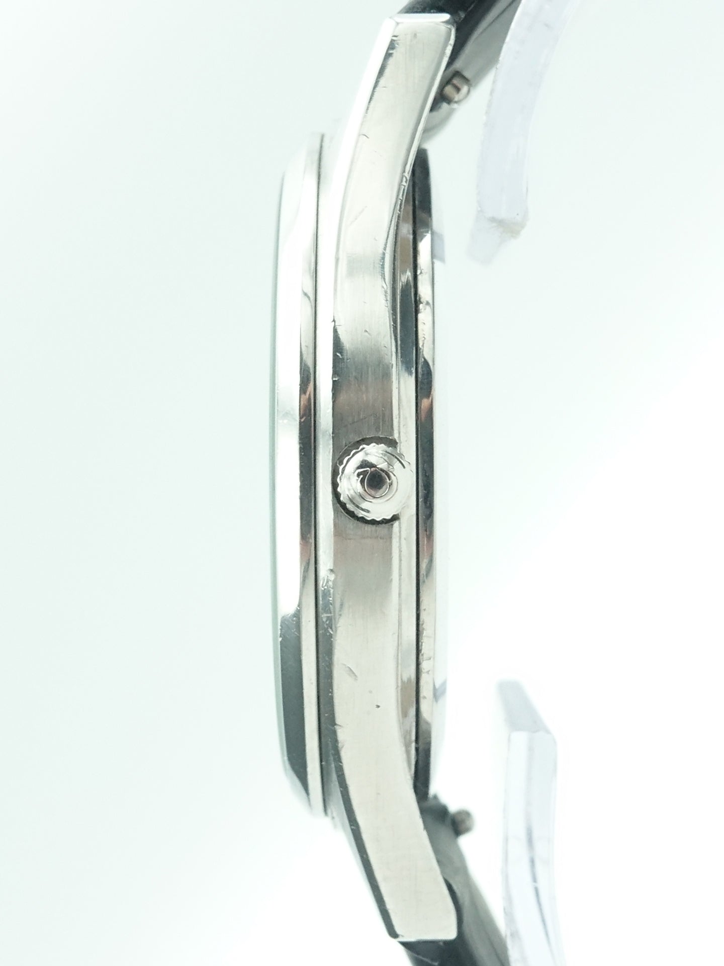 1982 Omega Seamaster Quartz Ref. 196.0243