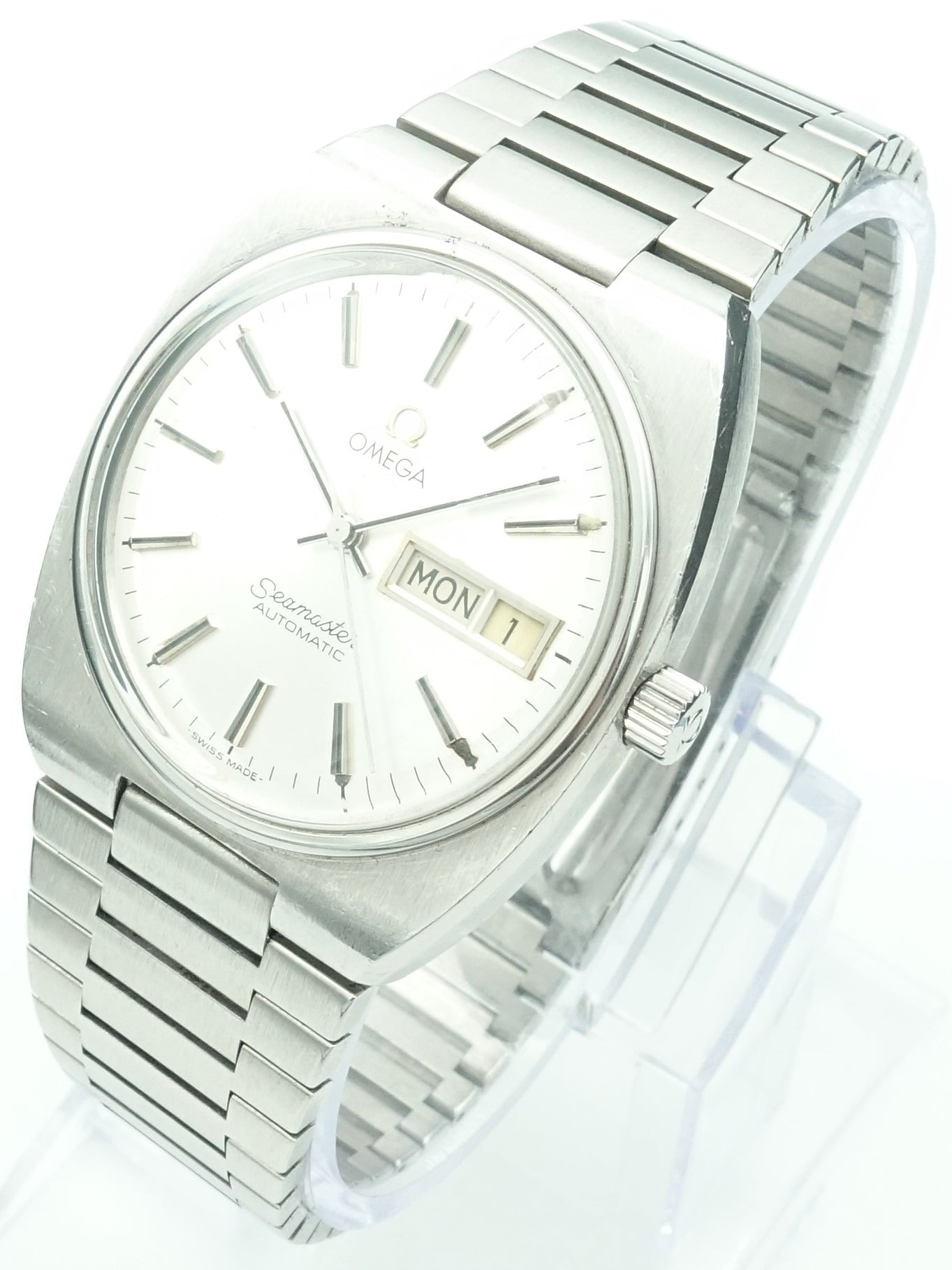 1982 Omega Seamaster Ref. 166.0216
