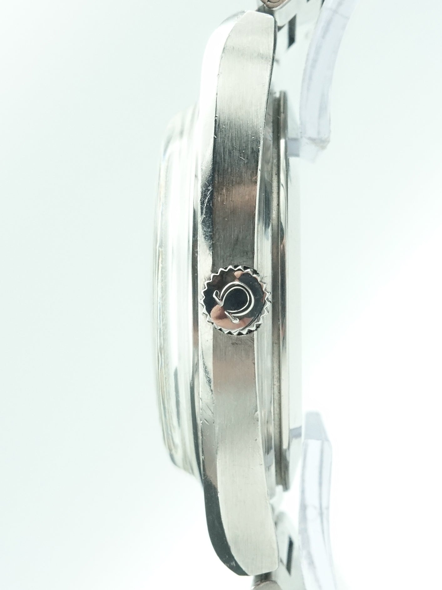 1982 Omega Seamaster Ref. 166.0216