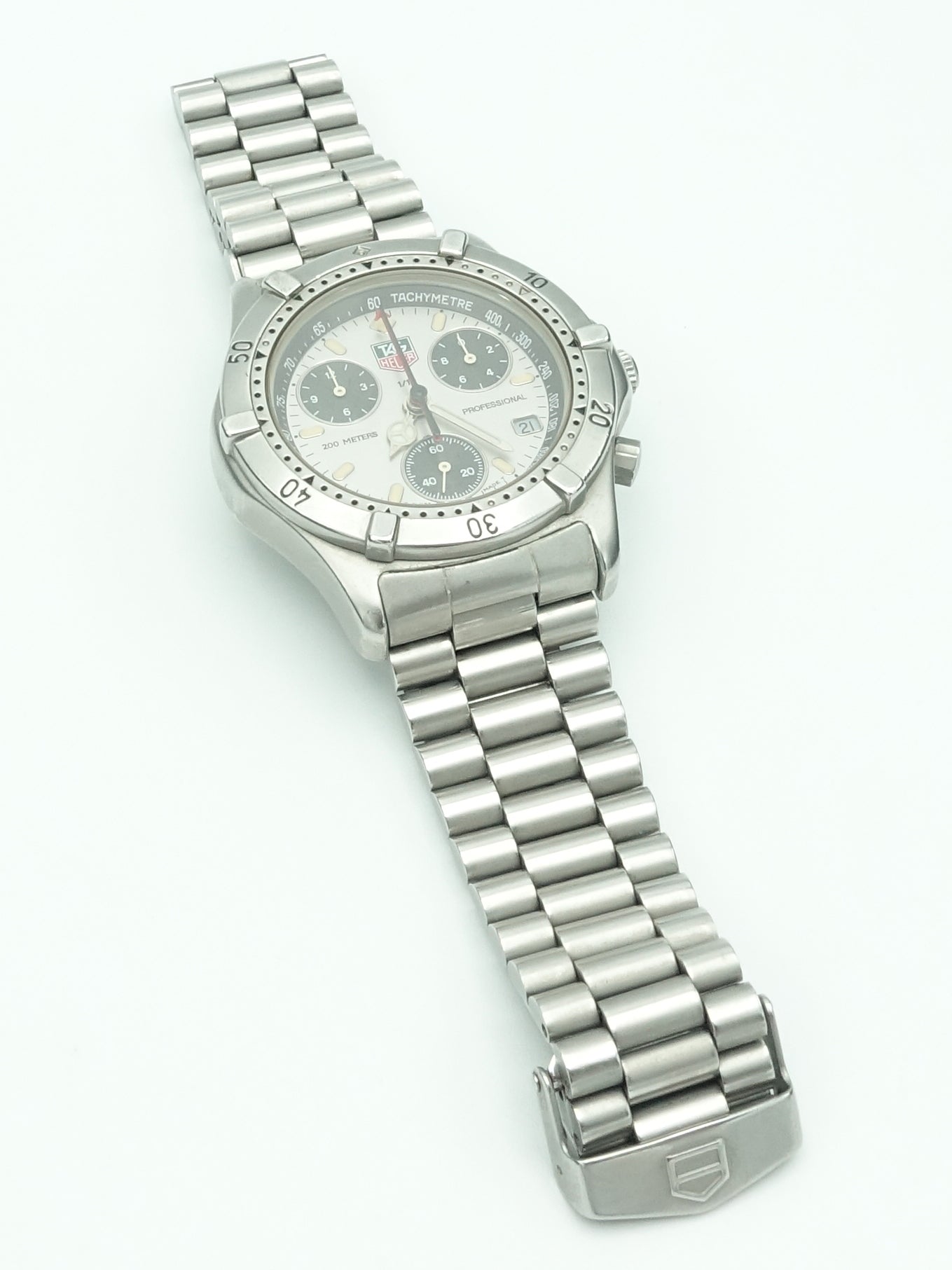 Tag Heuer 2000 Ref. CE1111 Timepiece Vintage