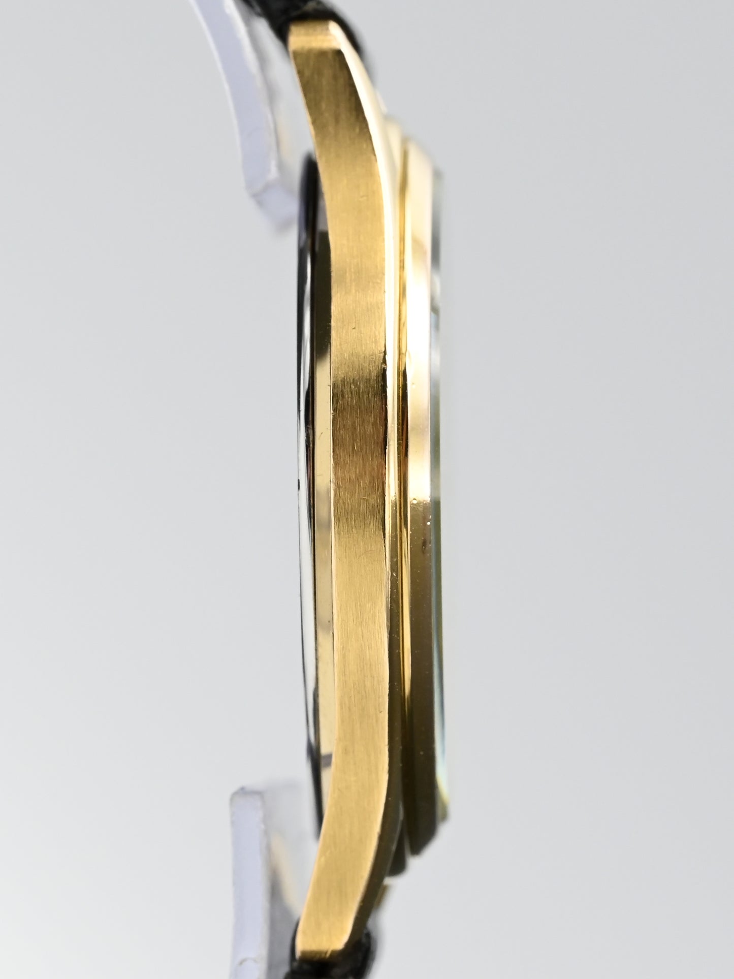 1982 Omega Seamaster Quartz Ref. 196.0251
